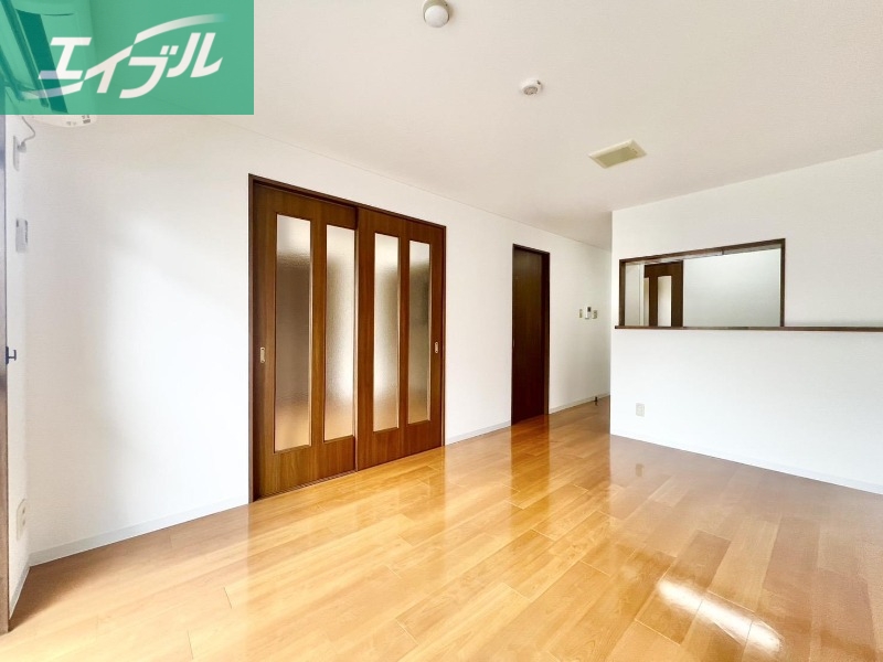 居室・リビング　リビング