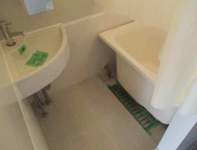 バス・シャワールーム