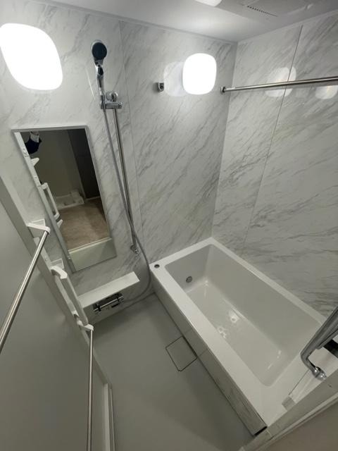 バス・シャワールーム　（別タイプ参考写真）デュオヴェール赤羽ＦｏｒｅｓｔＣｏｕｒｔ