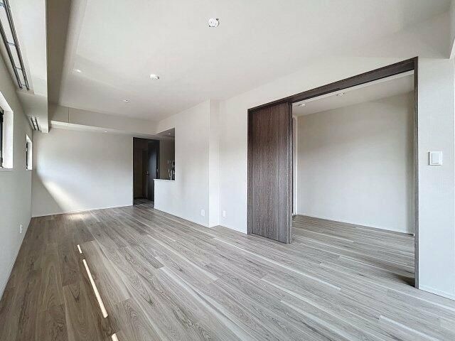 居室・リビング　※別部屋参考写真