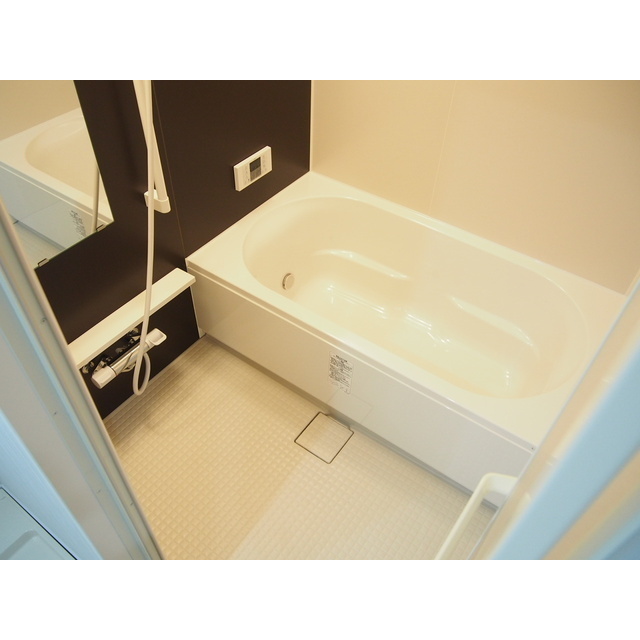 バス・シャワールーム　浴室乾燥機・追い炊き・サーモ水栓