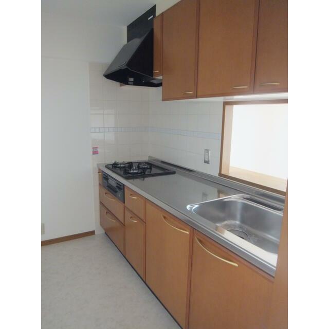 キッチン　◎室内写真◎同タイプ他写真　フローリングカラー等異なる場合が