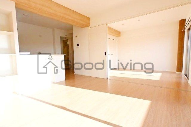 居室・リビング　ここで楽しい食事の時間