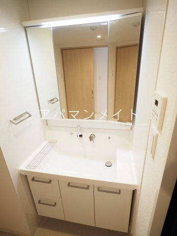 洗面設備　シャンプードレッサーです