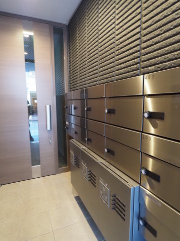 セキュリティ　宅配ボックス完備です！