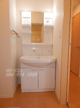 洗面設備　洗髪洗面化粧台