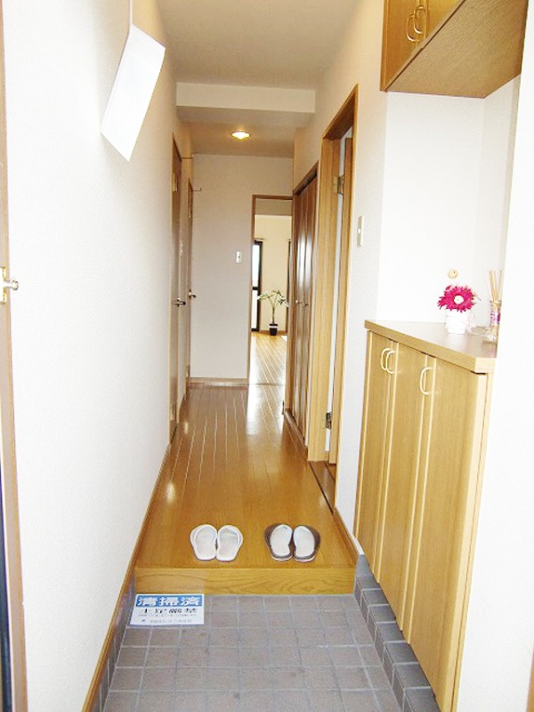 玄関　下駄箱付き！※備品は付きません