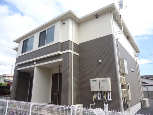 建物外観　外観写真（昼）