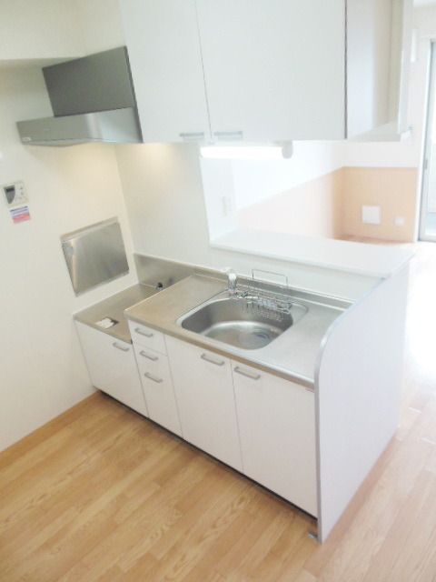 キッチン　★大きなキッチンなので応対も安心です★