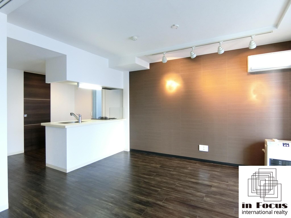 居室・リビング　エアコン付きで暑い夏も快適です