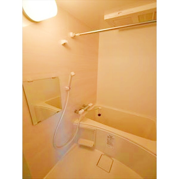 バス・シャワールーム　おしゃれな浴室でリラックス出来ます♪