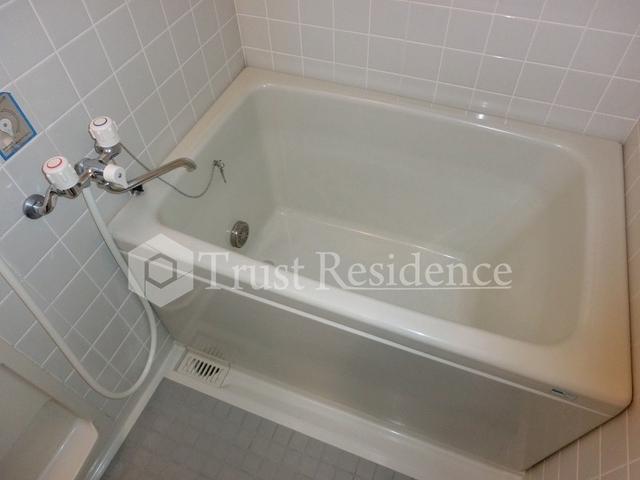 バス・シャワールーム　別部屋参考写真