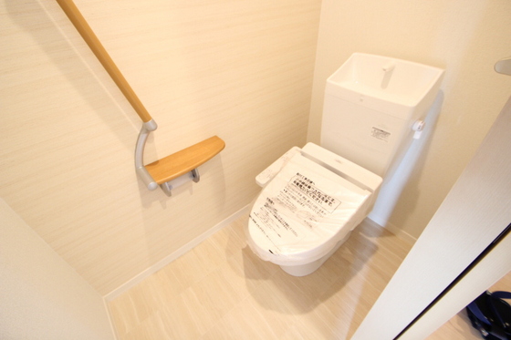 トイレ　※別部屋の写真です