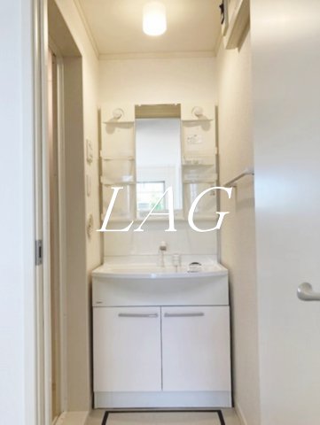 洗面設備　洗面台です。