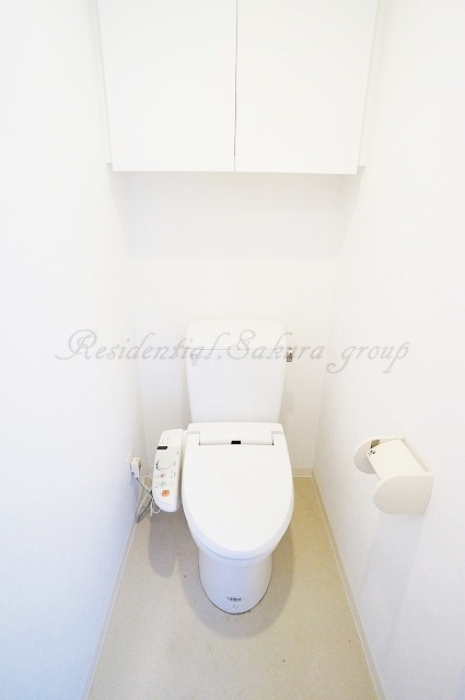 トイレ　嬉しい温水洗浄便座♪