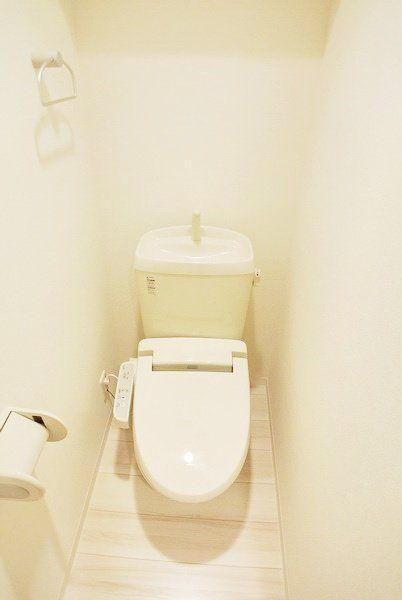 トイレ　☆温水洗浄便座☆