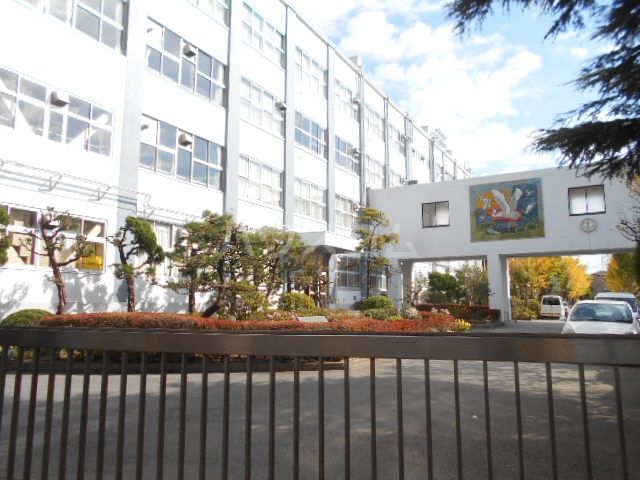 中学校　江戸川区立松江第一中学校（中学校）まで596m