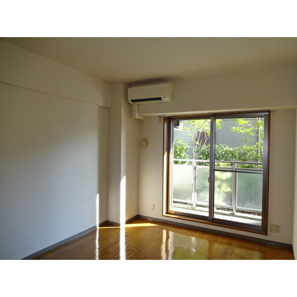 居室・リビング　同一タイプ(別室イメージ画像)