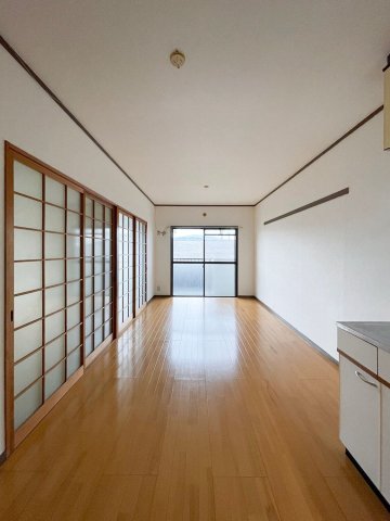 居室・リビング　現況優先です。