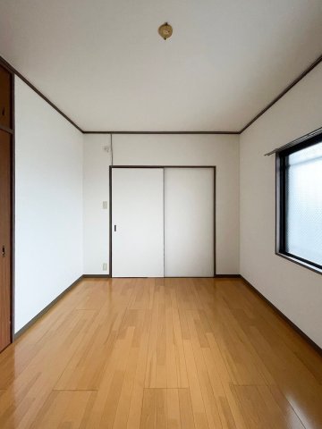 収納　現況優先です。