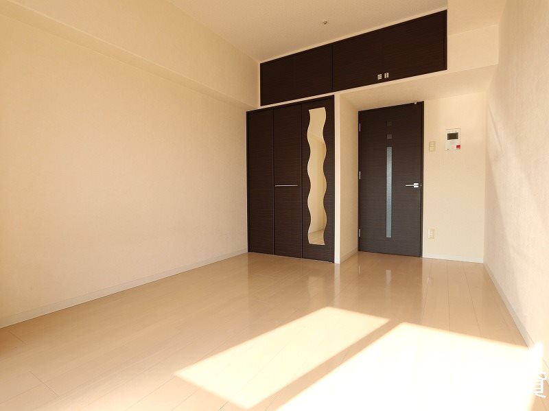 居室・リビング　※同マンション別部屋写真の為、現状優先。