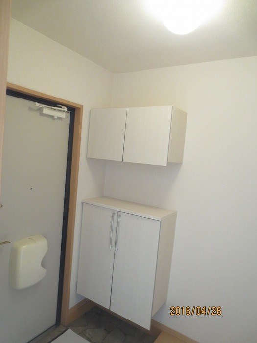 玄関　反転タイプ