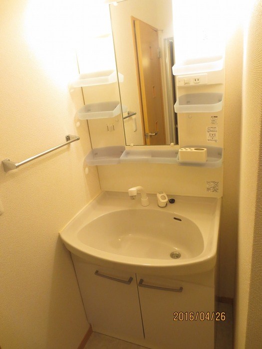 洗面設備　反転タイプ