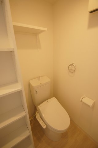 トイレ　ゆったりとした空間のトイレです