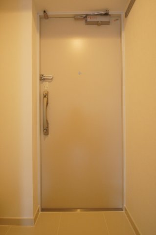 玄関　収納もある玄関です