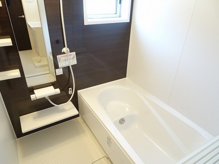 バス・シャワールーム　日々の疲れを癒すお風呂付です