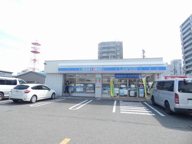 コンビニ　ローソン（コンビニ）まで370m