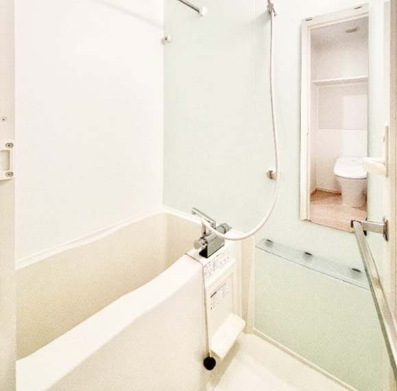 バス・シャワールーム　★ゆったりとできる広さの浴槽★