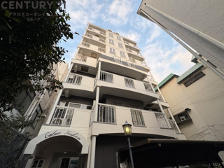 建物外観　1階にコインランドリーあり♪