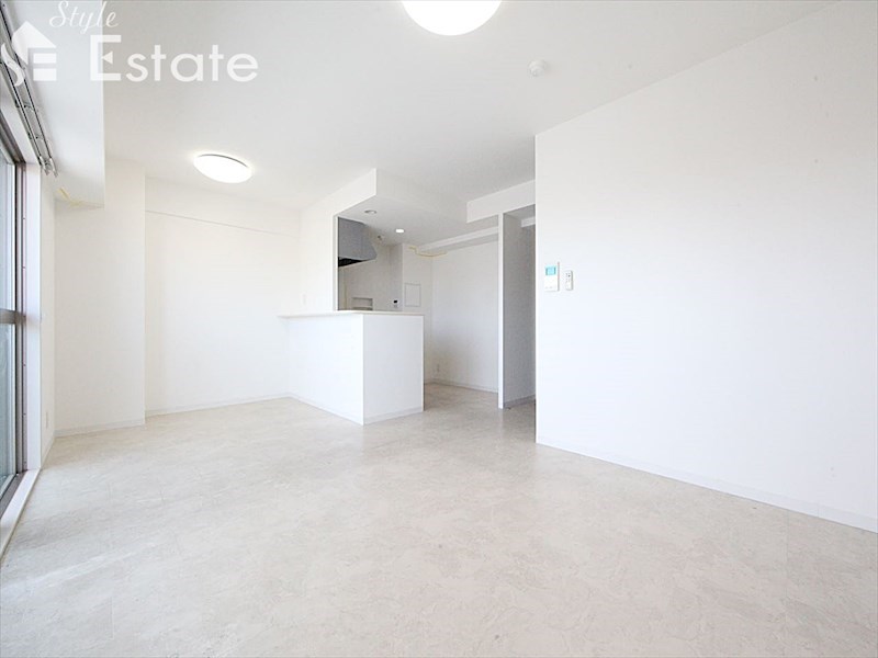 居室・リビング　内装