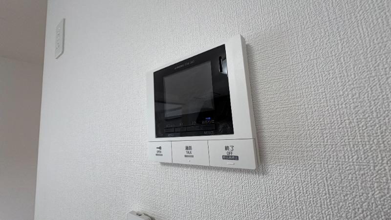 セキュリティ　モニター付きインターホン