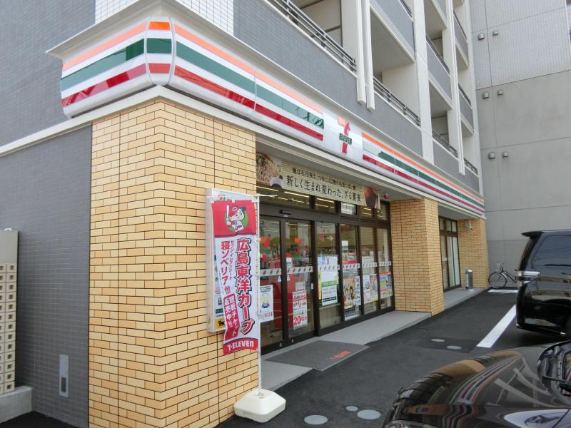 コンビニ　セブンイレブン広島南蟹屋店（コンビニ）まで113m