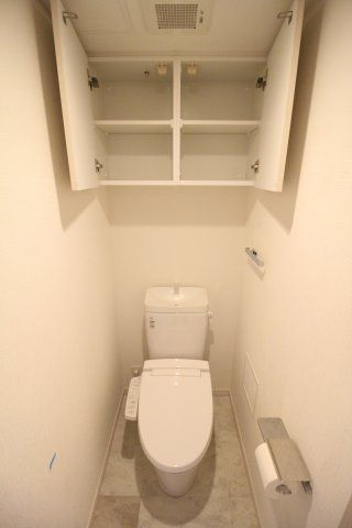 トイレ　デルックスイケブクロ　豊島区池袋4