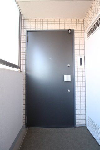 玄関　デルックスイケブクロ　豊島区池袋4