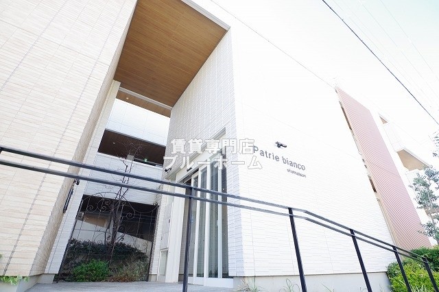 建物外観　積水ハウス施工のシャーメゾンです！