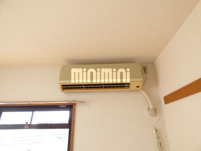 その他設備　エアコン１基ついています。