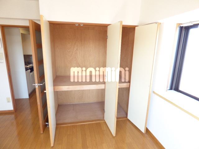 収納　たっぷり収納できますよ。