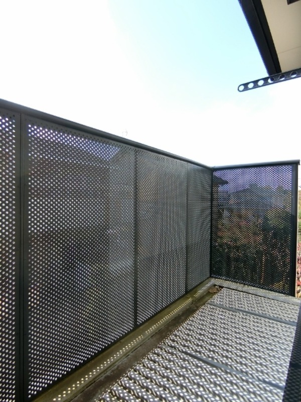 バルコニー　図面と現状に相違がある場合には現状を優先