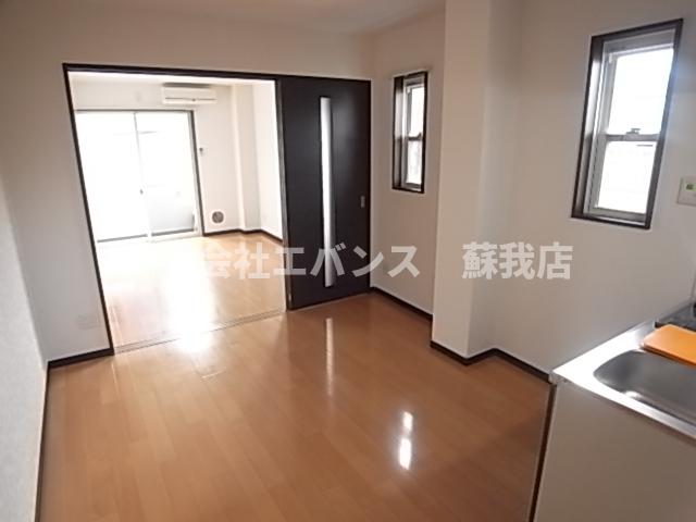居室・リビング　使いやすい居間です