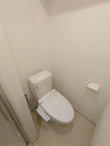 トイレ　ゆったりとした空間のトイレです