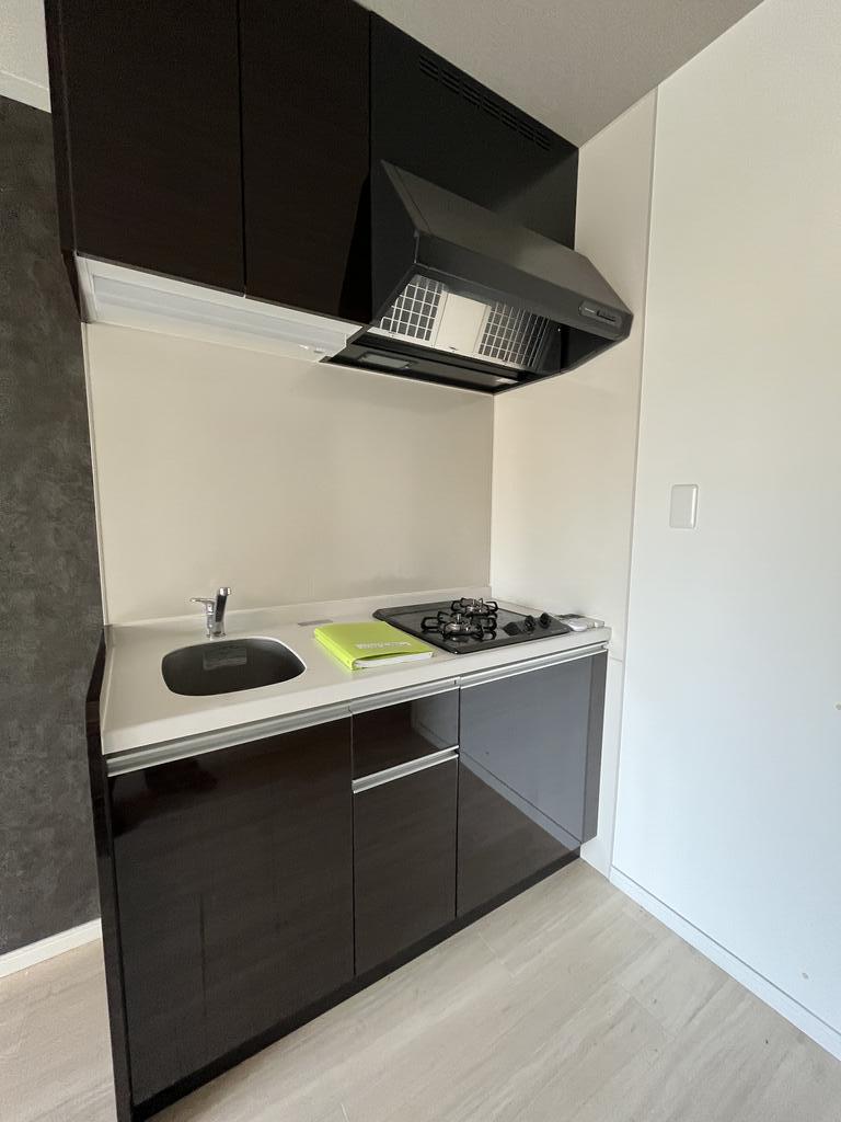 キッチン　※同建築物別部屋 (同仕様)