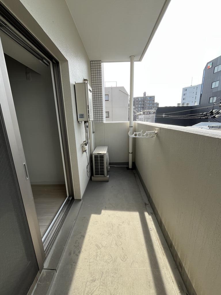 バルコニー　※同建築物別部屋 (同仕様)
