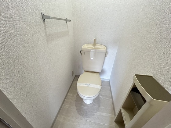 トイレ　※別部屋の写真です