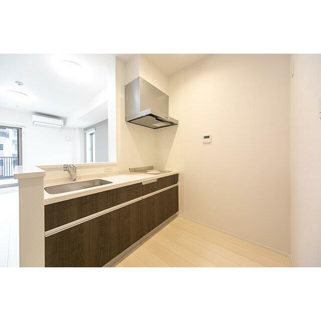 キッチン　※写真は同タイプ住戸です。
