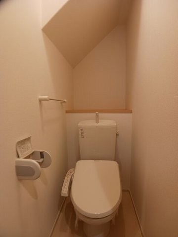 トイレ　清潔感のあるトイレです