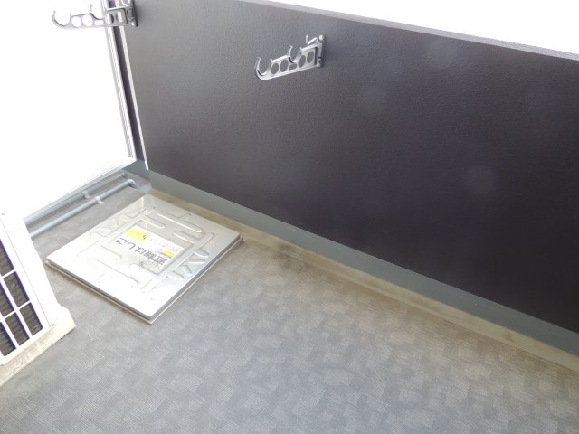 バルコニー　広いバルコニー